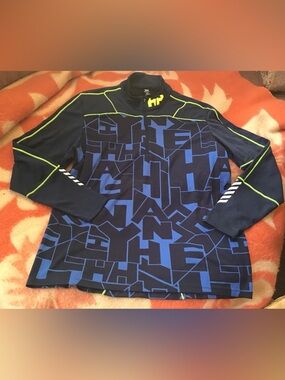 Helly Hansen Navy with Bright Blue Graphic Active Pullover